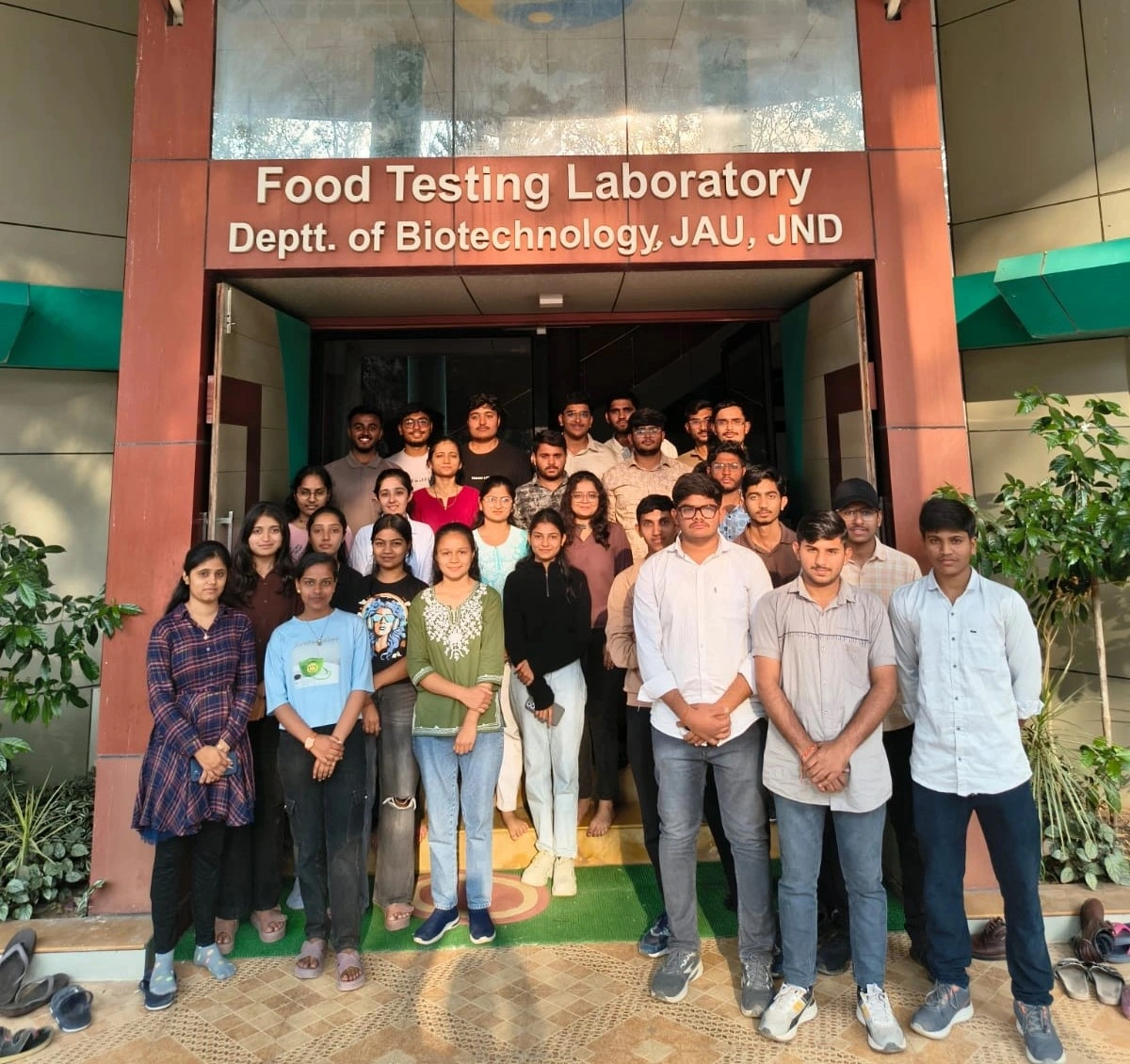 GMIU Faculty of Science - Research and Laboratory Activity 4