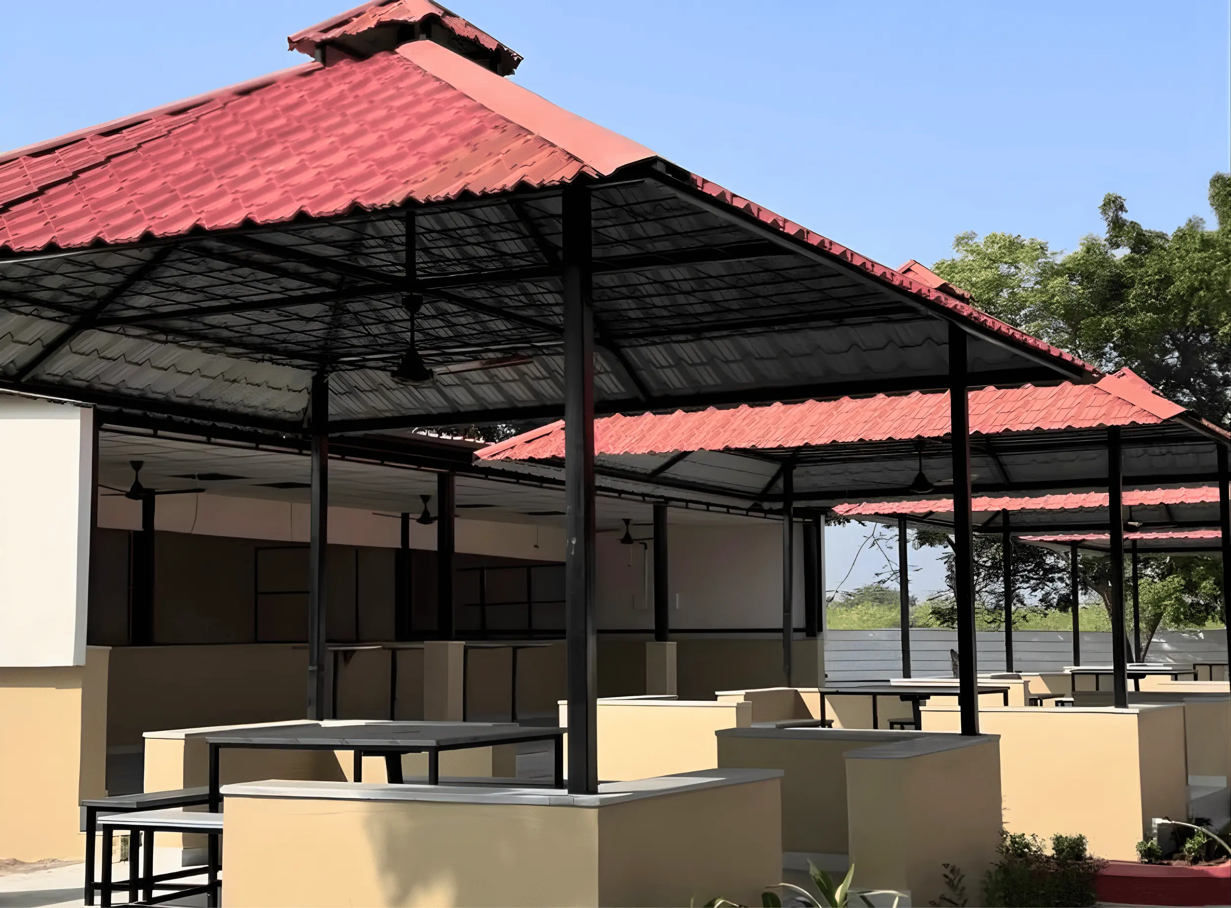 GMIU Modern Cafeteria and Student Lounge - Hygienic Food Services on Campus