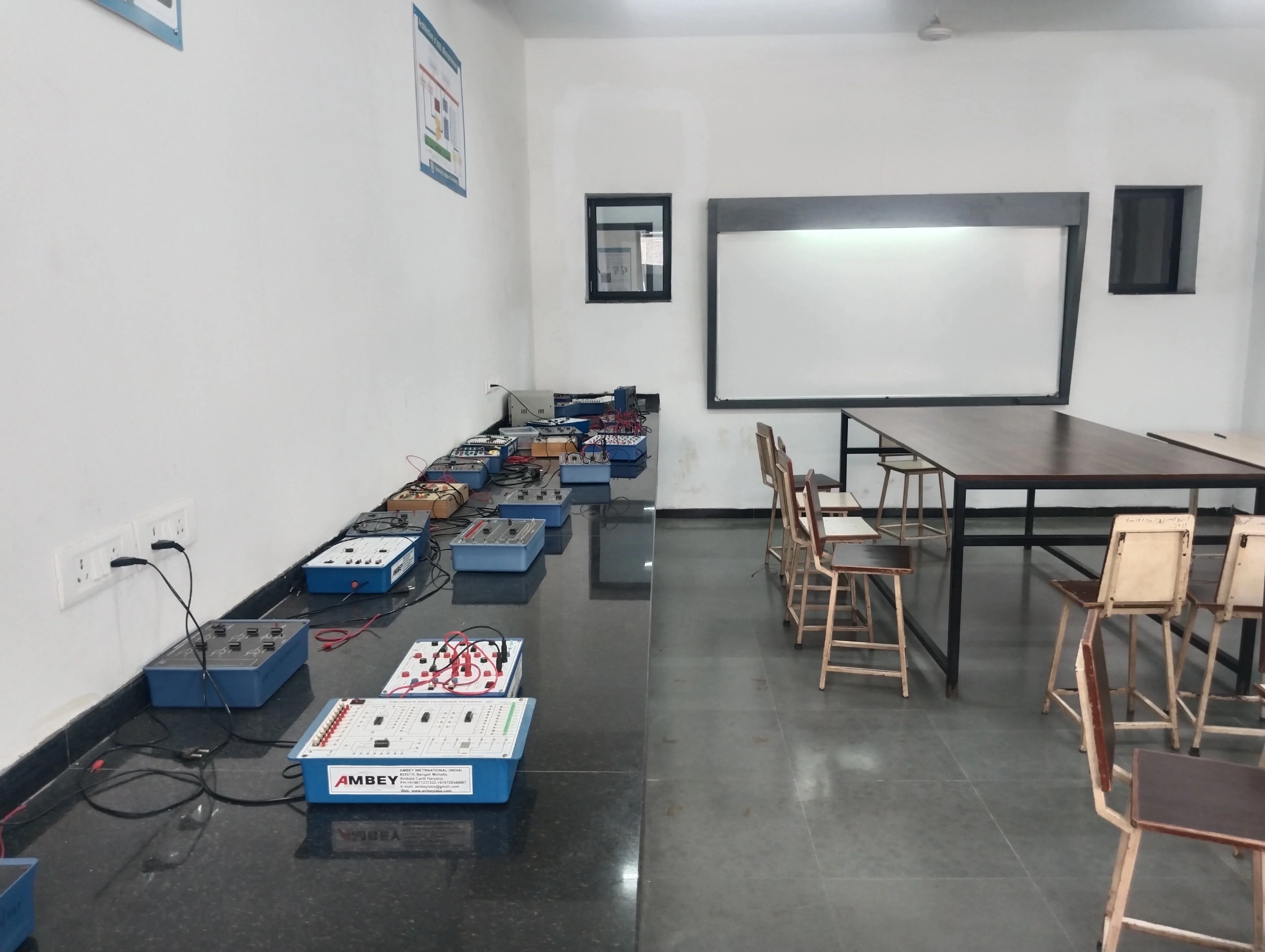 Digital Electronics (DE) Laboratory at GMIU Engineering