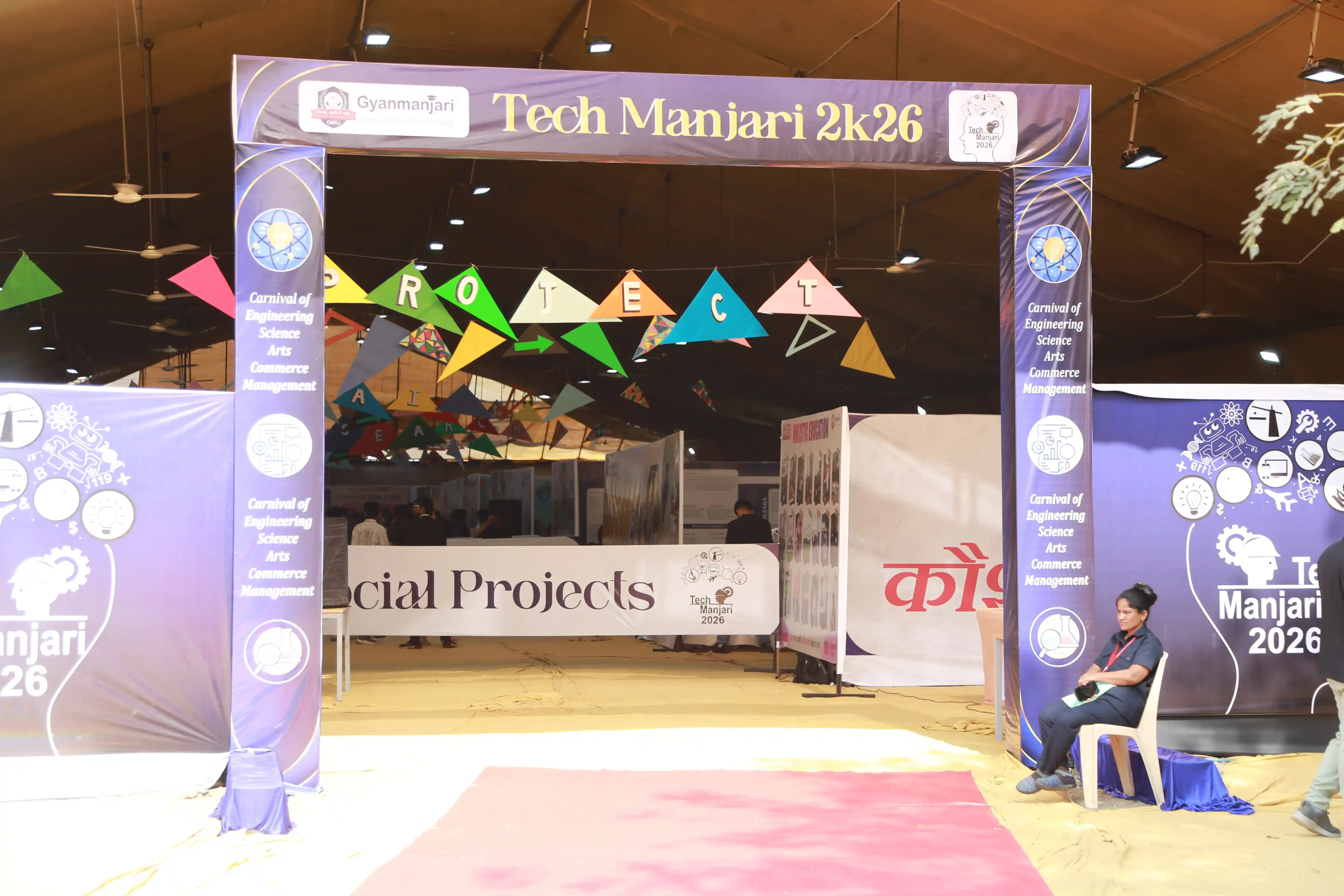 Collaborative Engineering Team Project at GMIU Workspaces