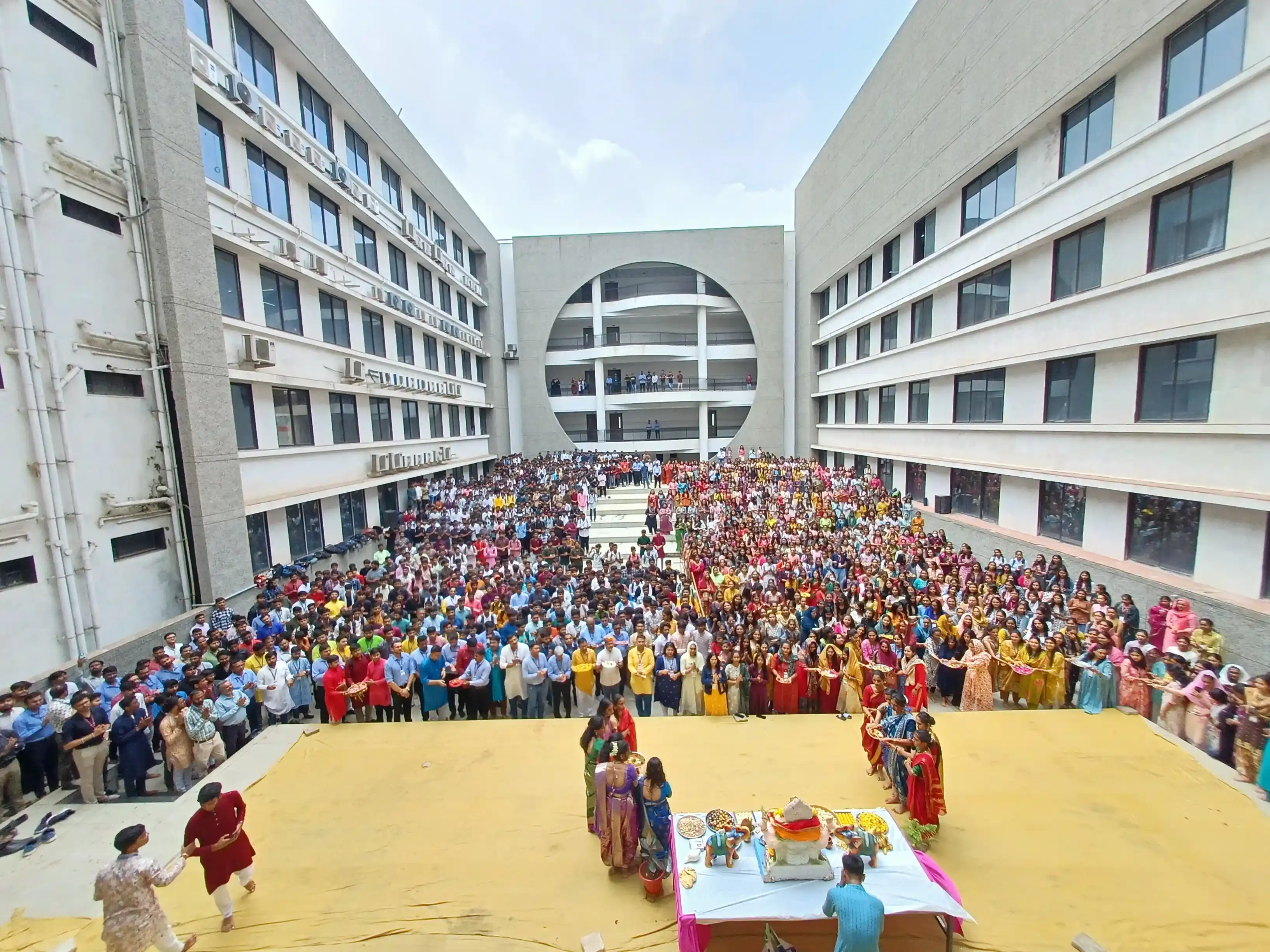 GMIU Management Students Campus Activity